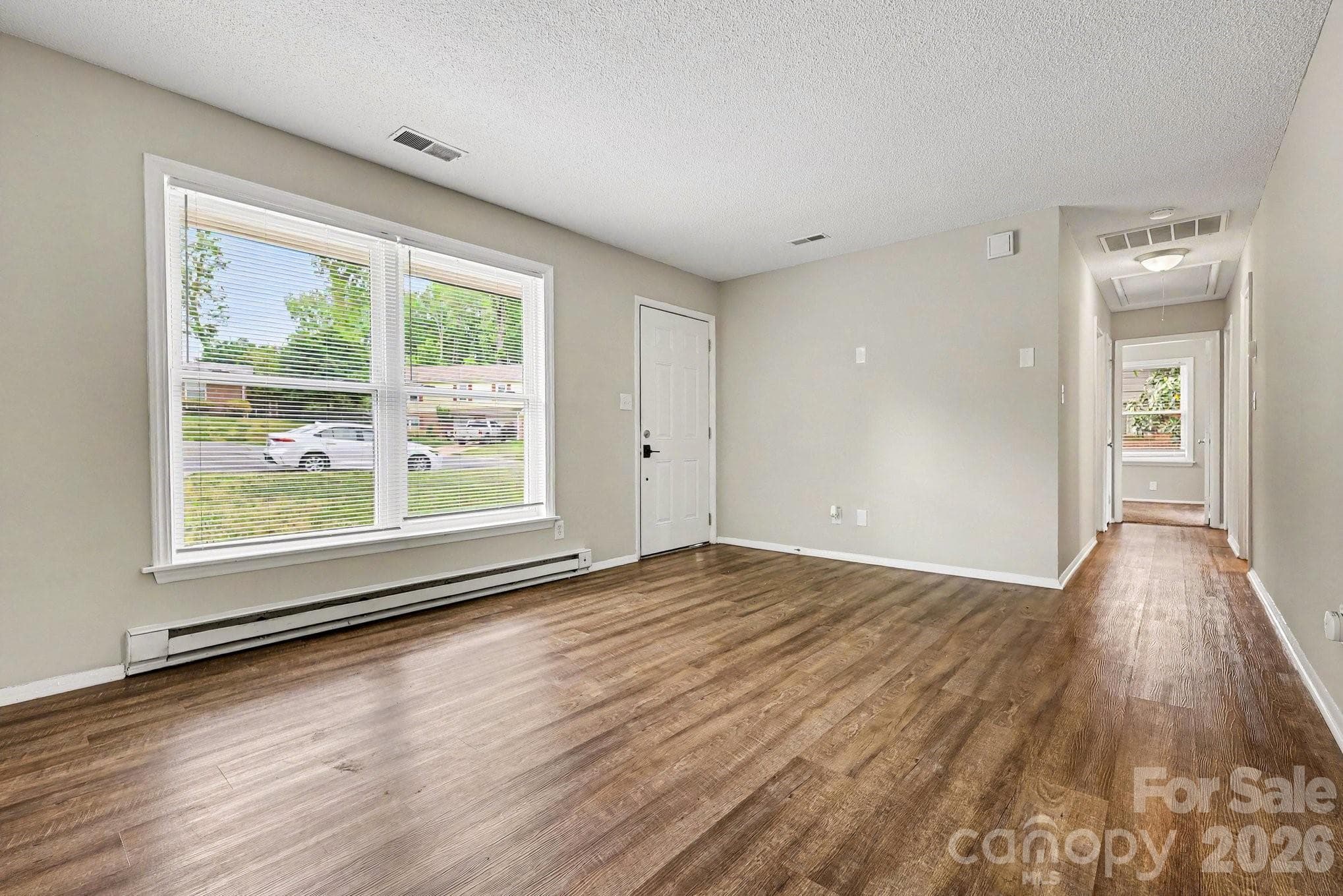 Single Family Residence at 603 Dobson Drive, Charlotte, photo 5 of 23
