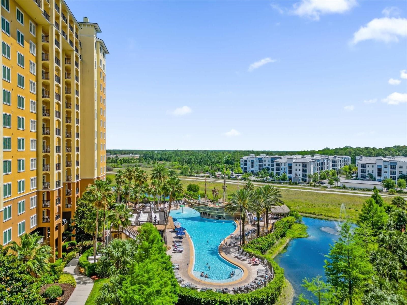 Condo - Hotel at 8101 RESORT VILLAGE DR #31202, ORLANDO, photo 2 of 35