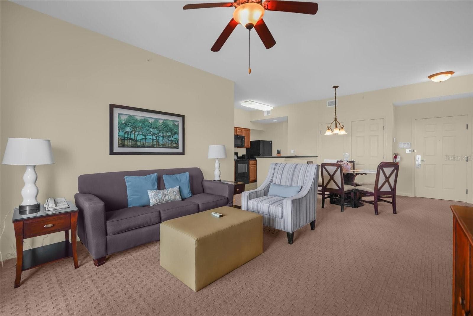 Condo - Hotel at 8101 RESORT VILLAGE DR #31202, ORLANDO, photo 5 of 35