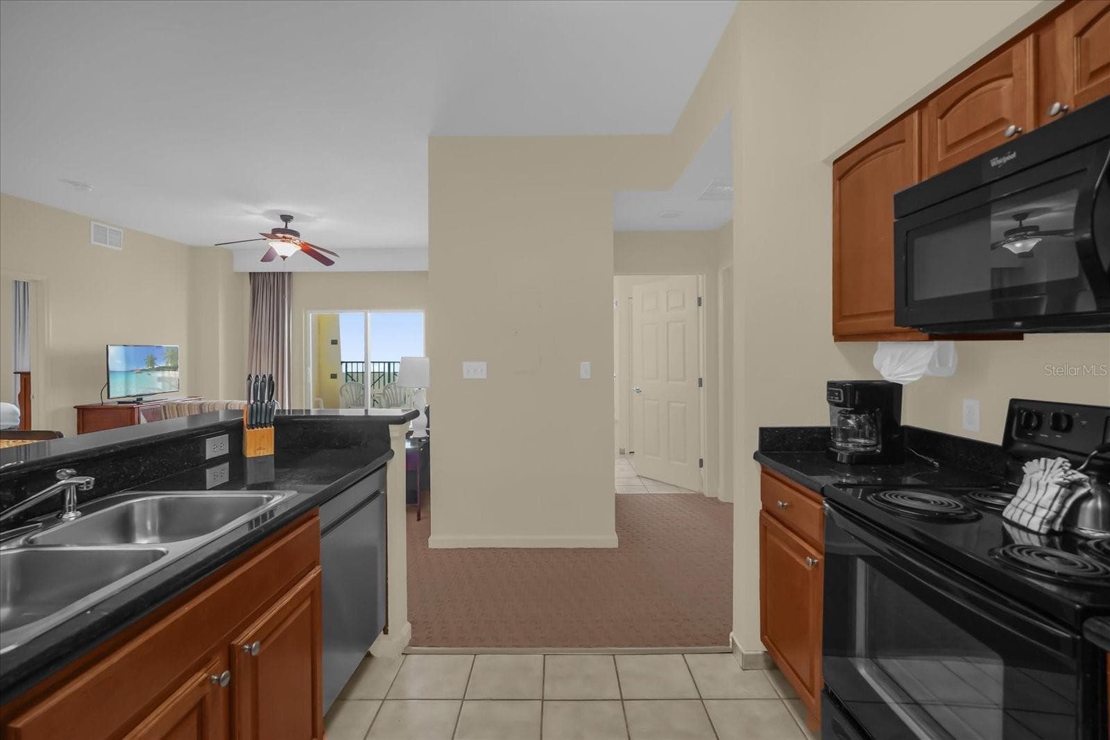 Condo - Hotel at 8101 RESORT VILLAGE DR #31202, ORLANDO, photo 9 of 35