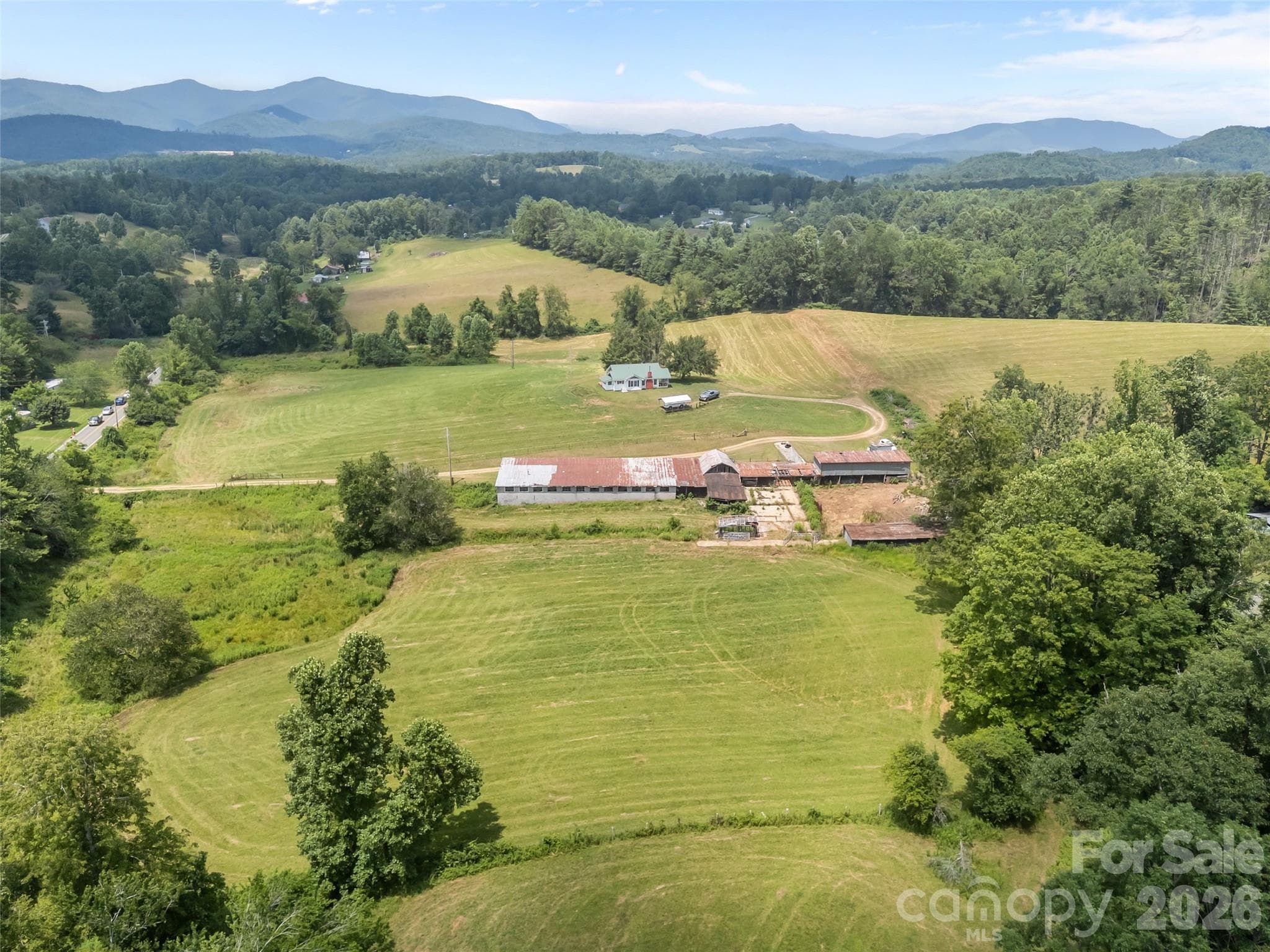 Single Family Residence at 1305 Halltown Road, Spruce Pine, photo 13 of 46