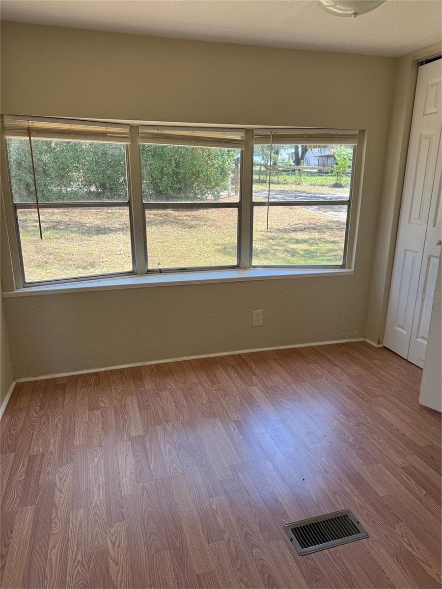 Mobile Home at 2107 HIALEAH AVE, LEESBURG, photo 15 of 23