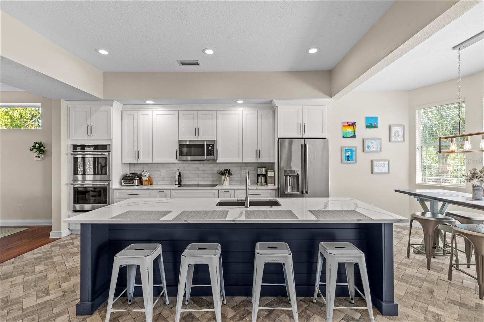 Single Family Residence at 897 POINT SEASIDE DR, CRYSTAL BEACH, photo 8 of 76