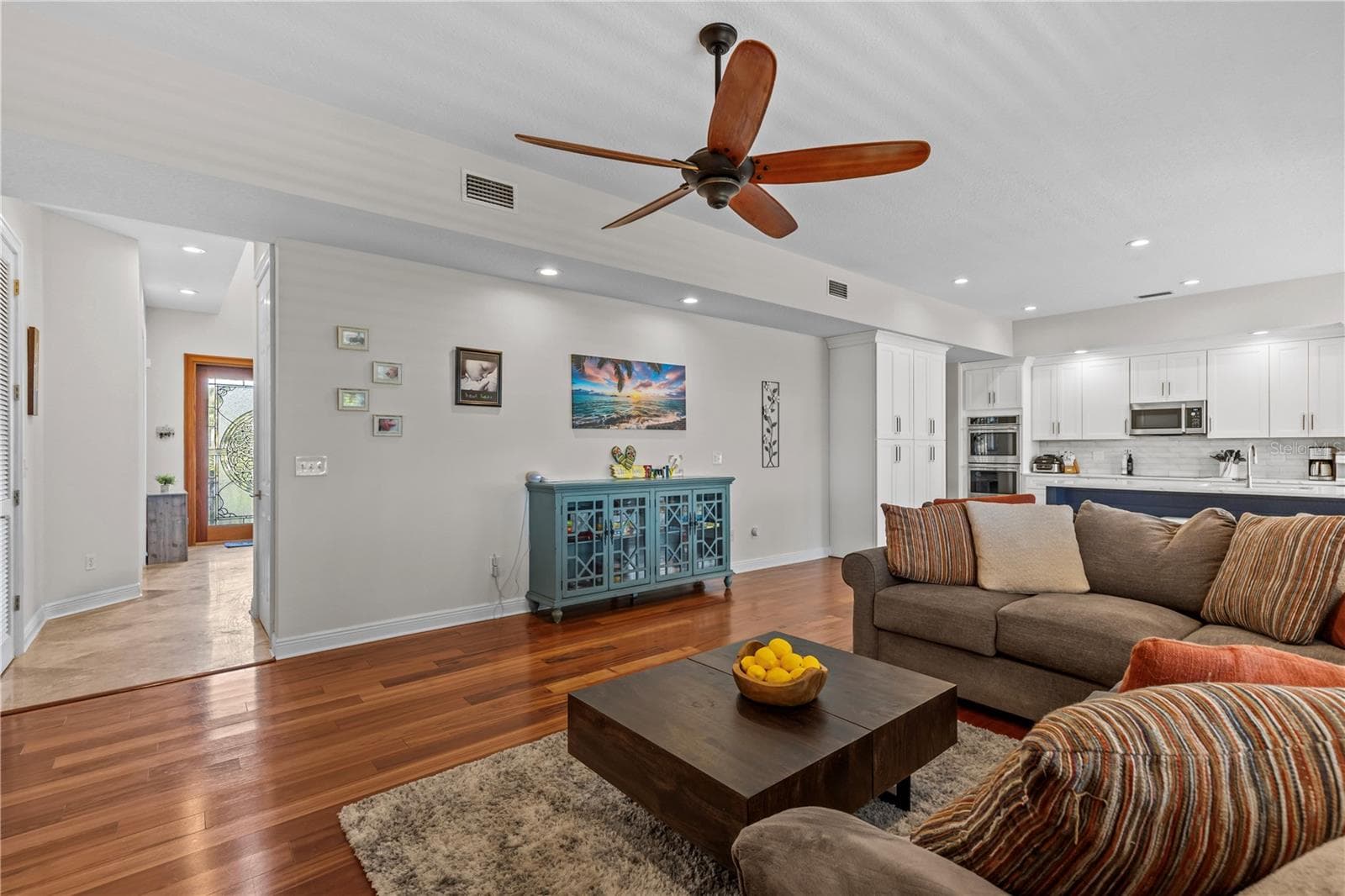 Single Family Residence at 897 POINT SEASIDE DR, CRYSTAL BEACH, photo 11 of 76