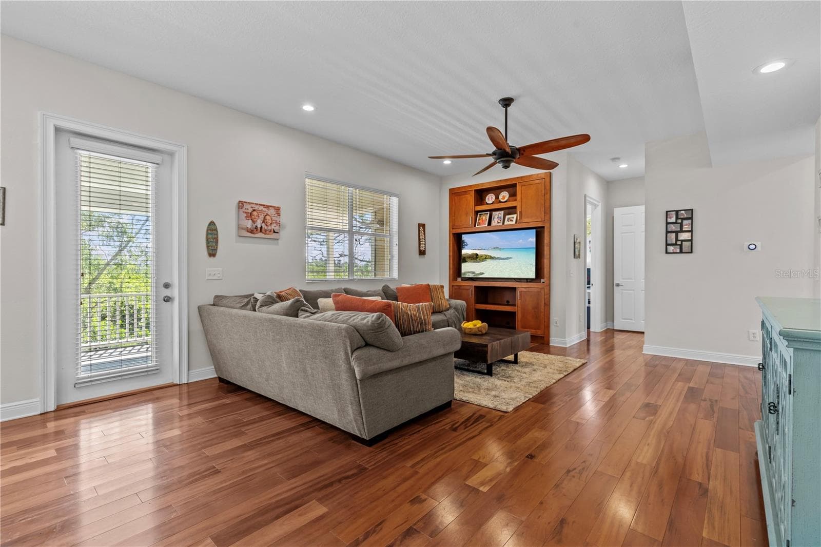 Single Family Residence at 897 POINT SEASIDE DR, CRYSTAL BEACH, photo 28 of 76