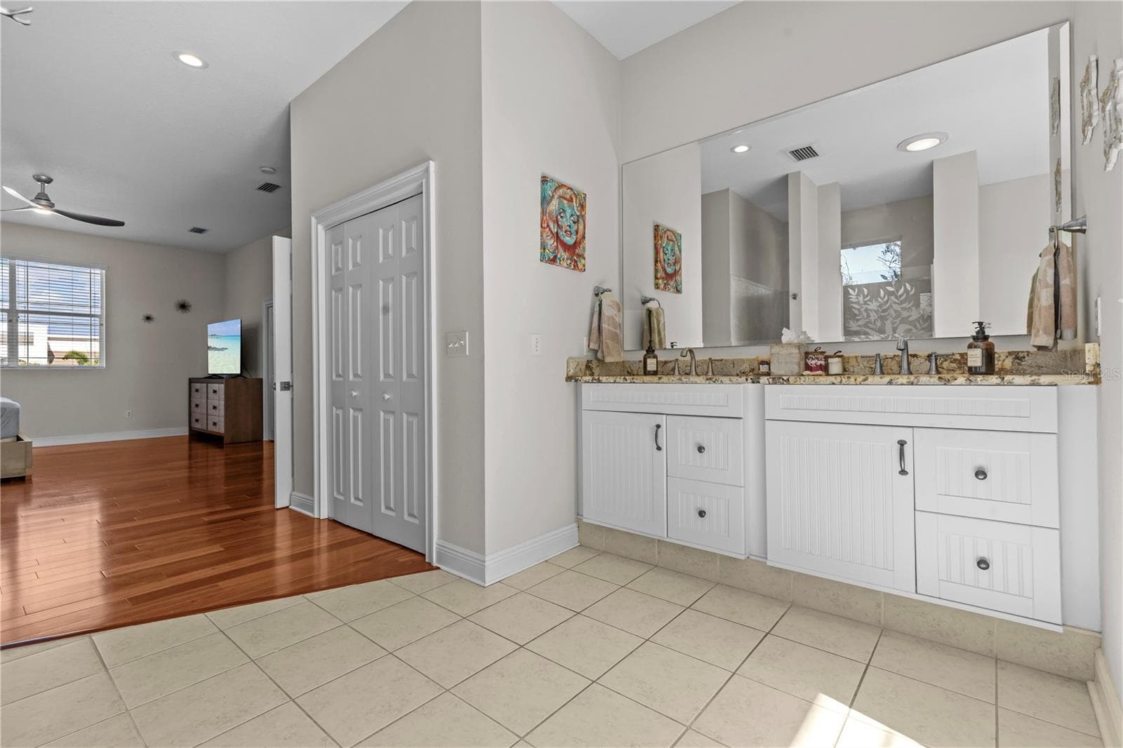 Single Family Residence at 897 POINT SEASIDE DR, CRYSTAL BEACH, photo 37 of 76