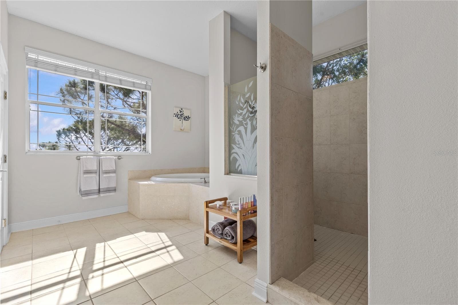 Single Family Residence at 897 POINT SEASIDE DR, CRYSTAL BEACH, photo 38 of 76