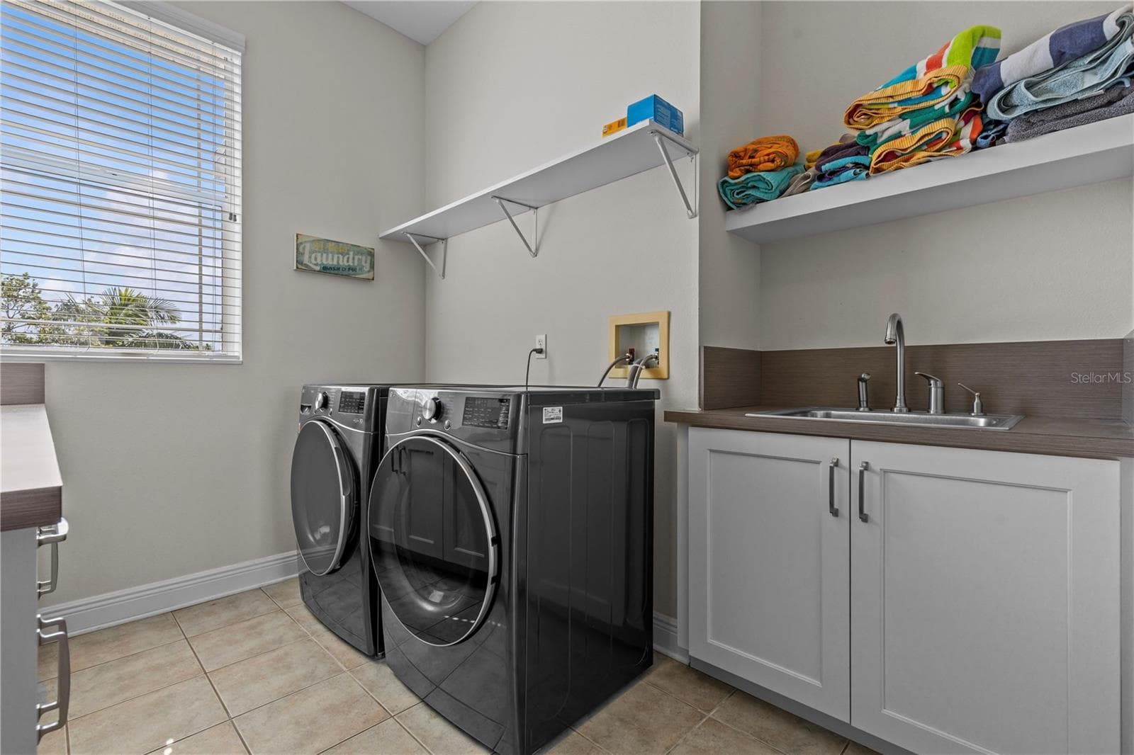 Single Family Residence at 897 POINT SEASIDE DR, CRYSTAL BEACH, photo 52 of 76