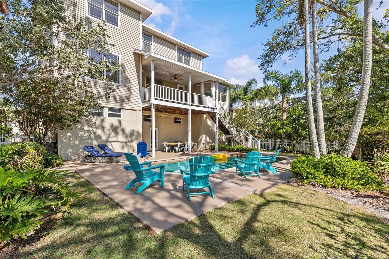 Single Family Residence at 897 POINT SEASIDE DR, CRYSTAL BEACH, photo 67 of 76