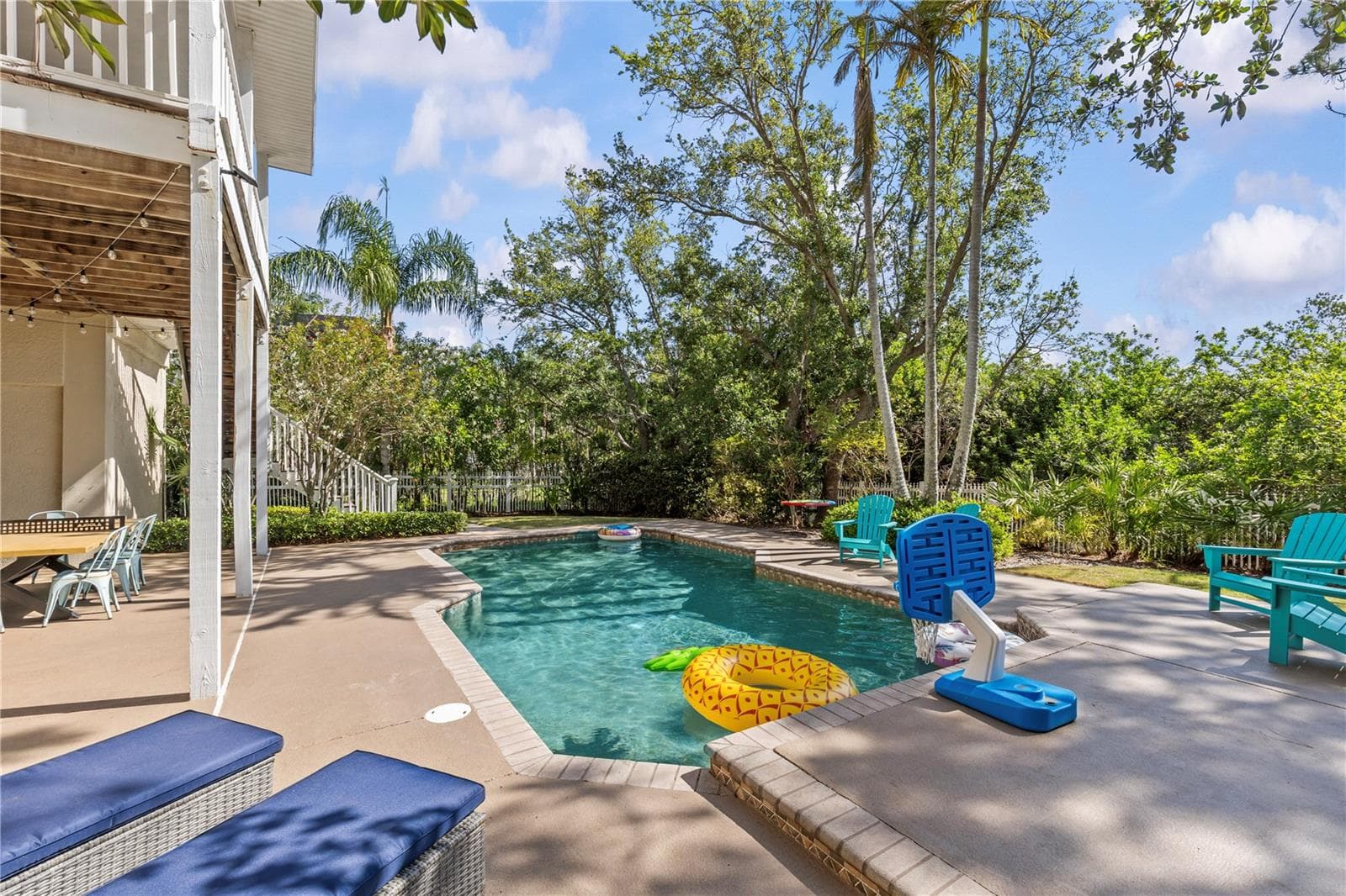 Single Family Residence at 897 POINT SEASIDE DR, CRYSTAL BEACH, photo 70 of 76