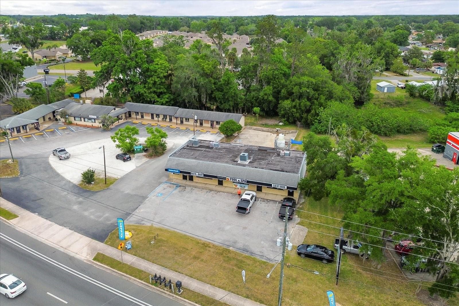 Mixed Use at 5053 SE ABSHIER BLVD BLVD, BELLEVIEW, photo 13 of 21
