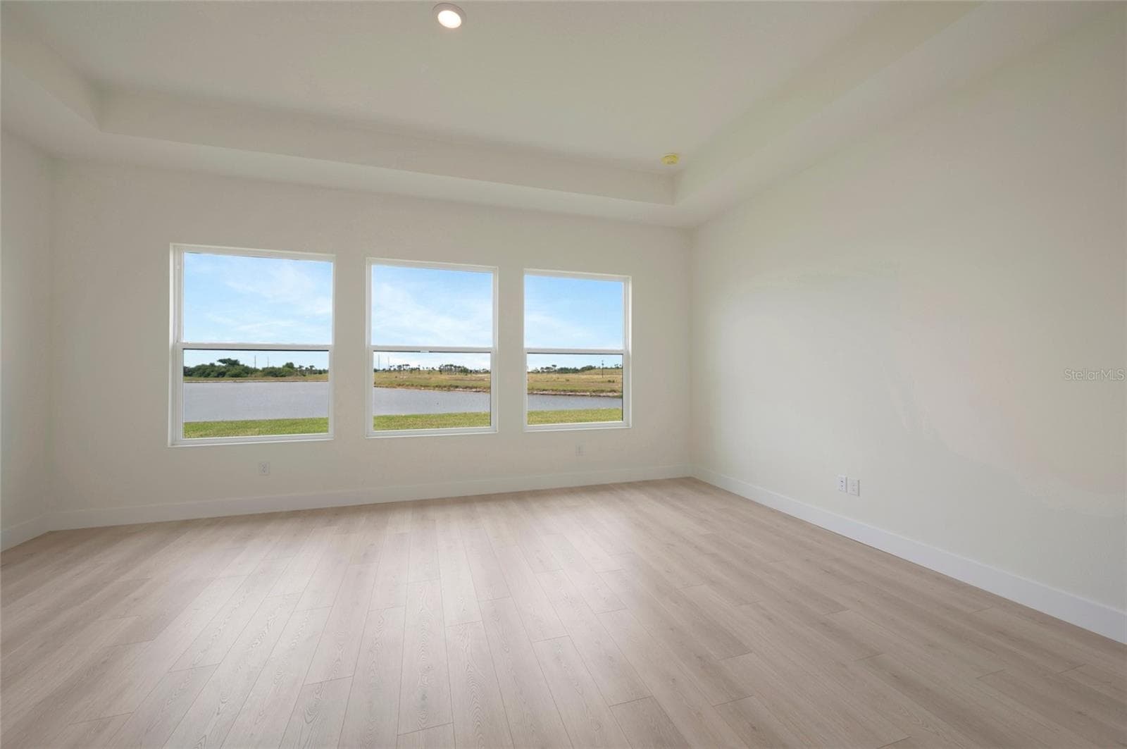 Owner's Retreat - 17988 FOXTAIL LOOP, VENICE