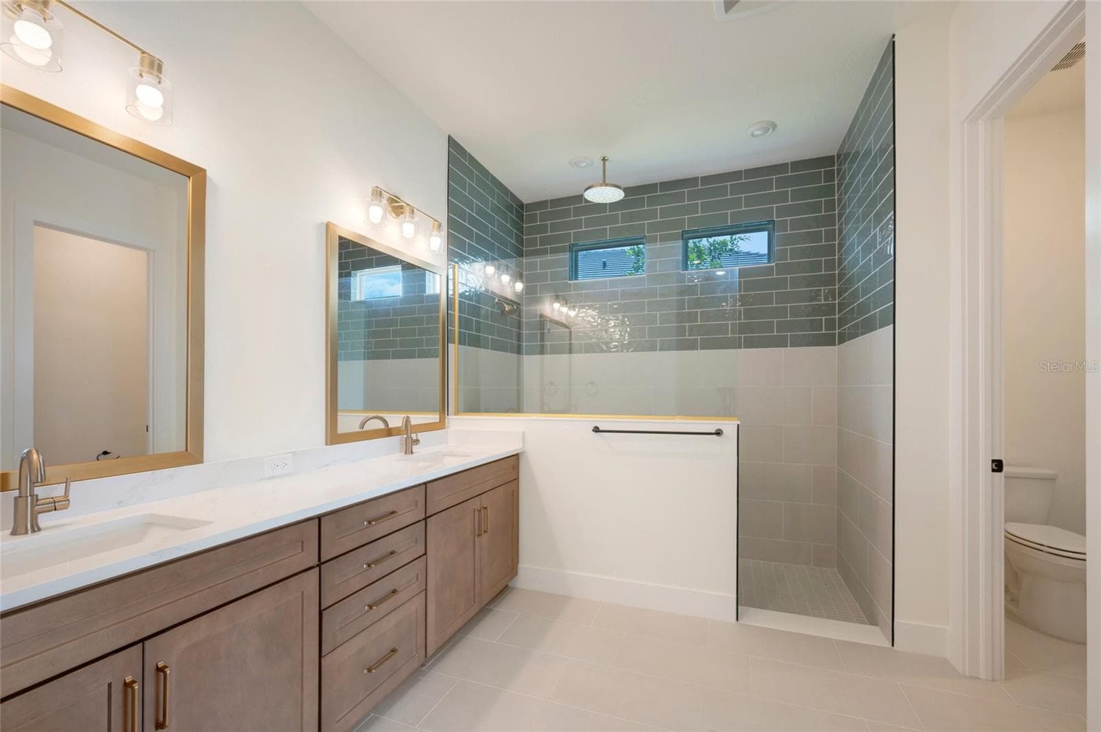 Owner's Bath - 17988 FOXTAIL LOOP, VENICE