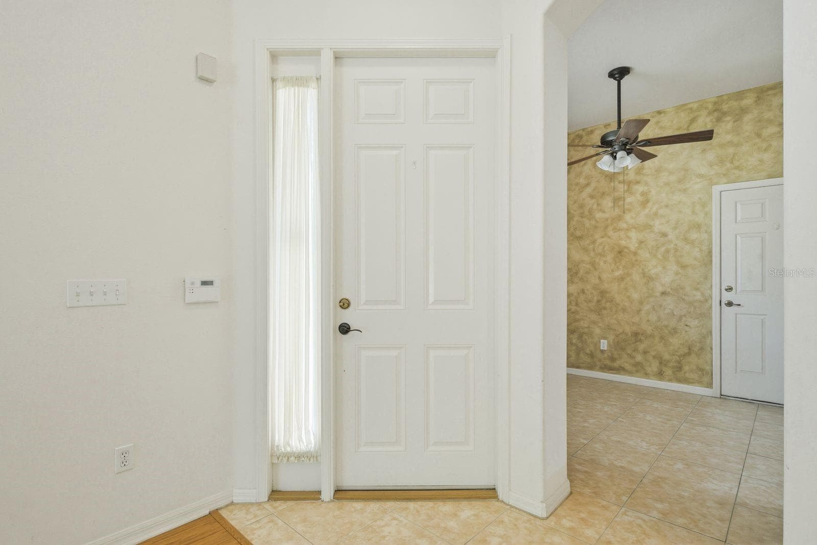 Townhouse at 1405 RIDGE TER, TARPON SPRINGS, photo 8 of 28