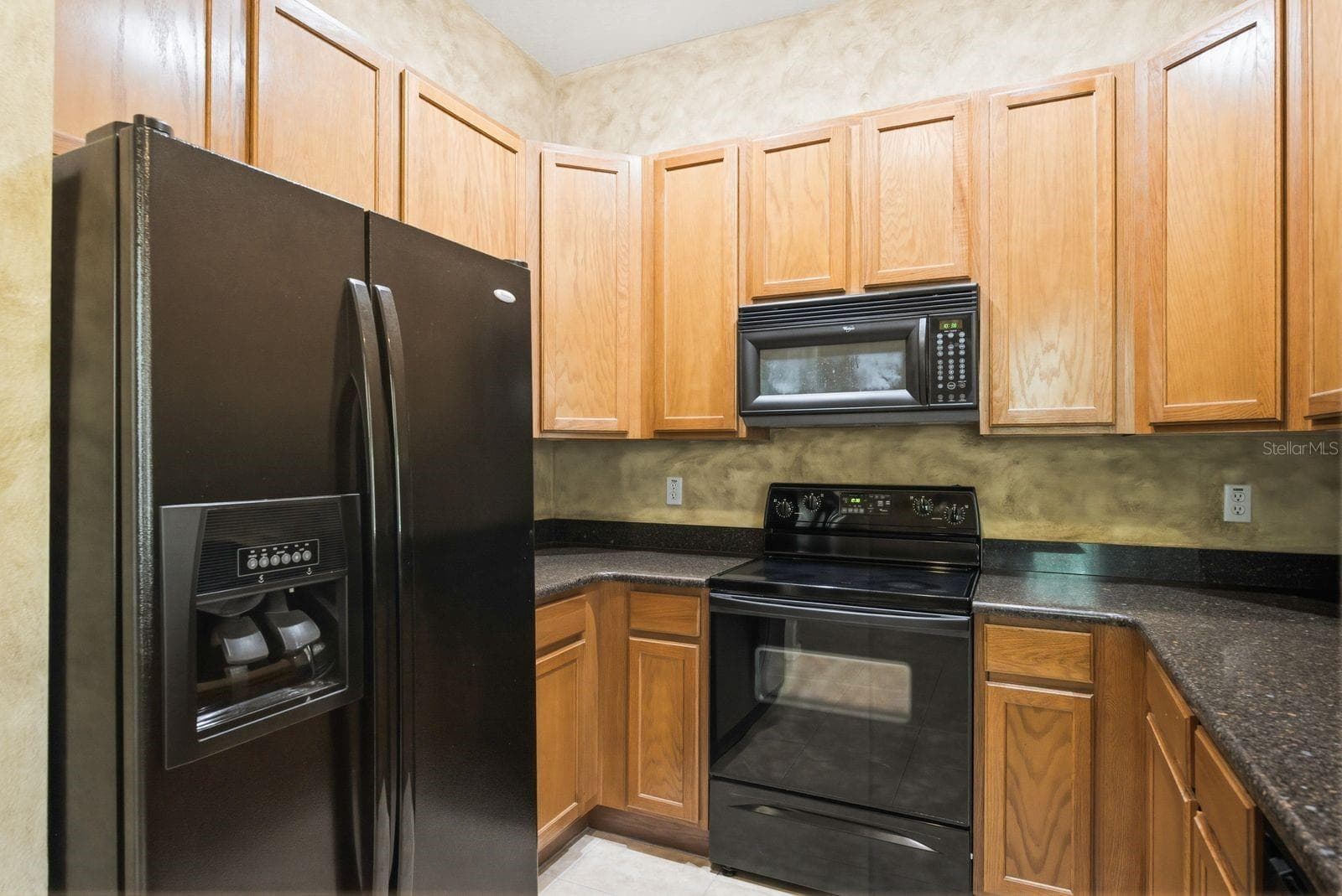 Townhouse at 1405 RIDGE TER, TARPON SPRINGS, photo 11 of 28