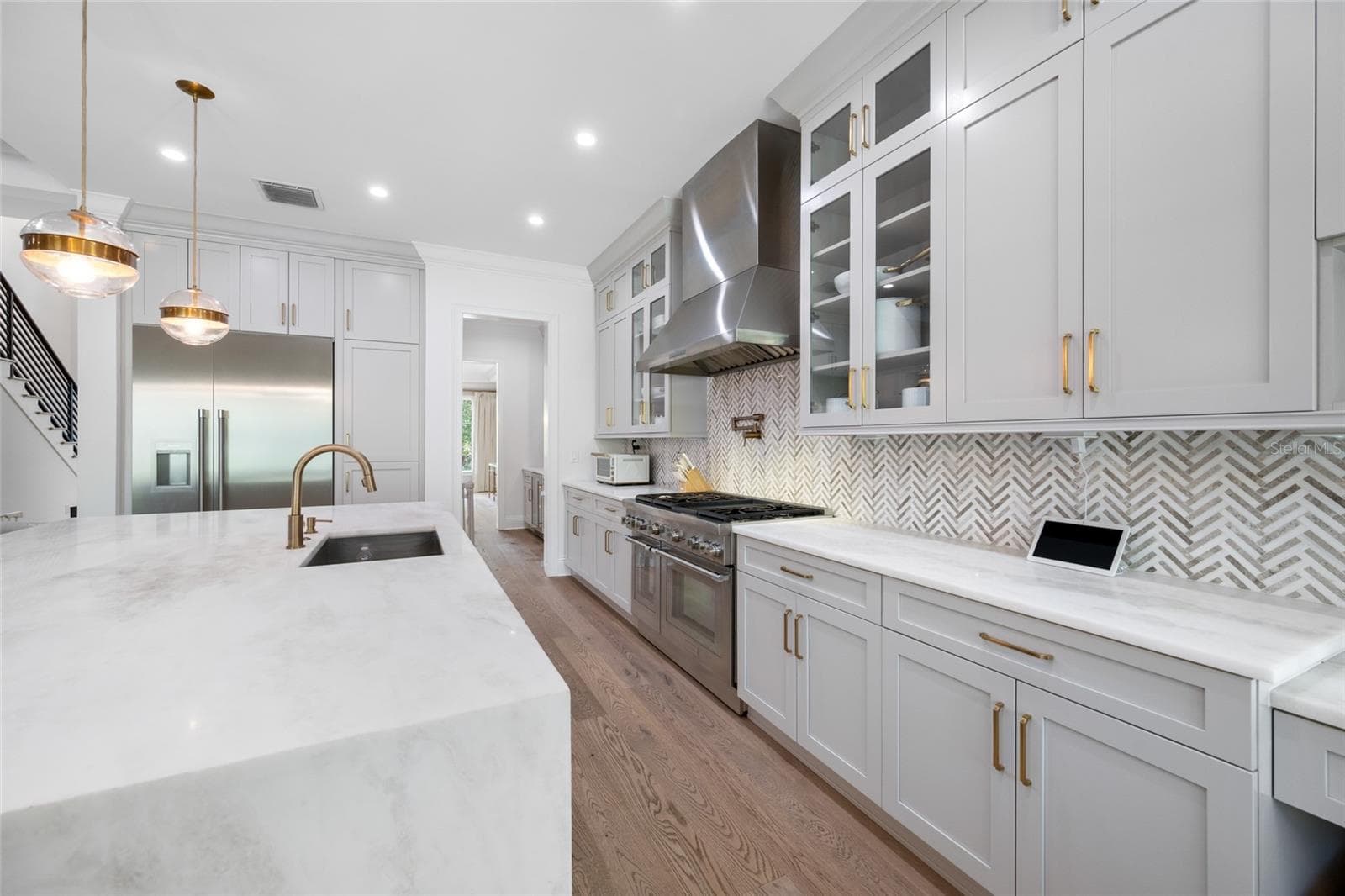 Single Family Residence at 2623 S PARKVIEW ST, TAMPA, photo 17 of 100