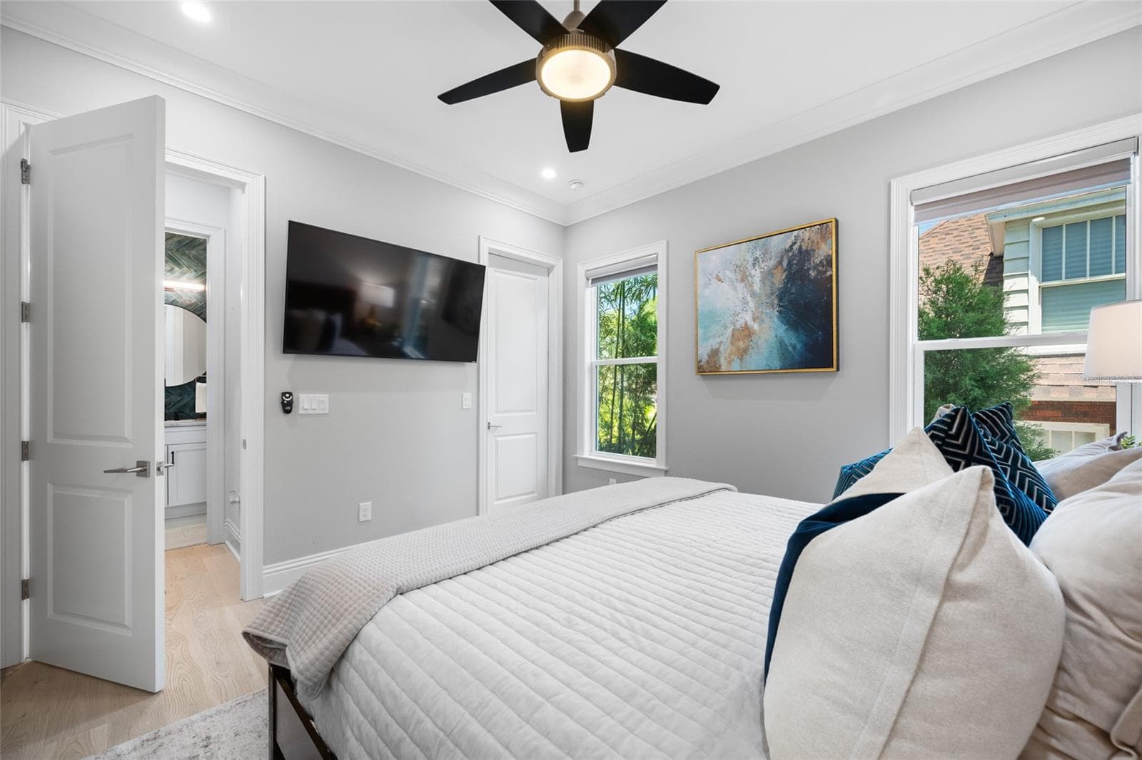 Single Family Residence at 2623 S PARKVIEW ST, TAMPA, photo 31 of 100