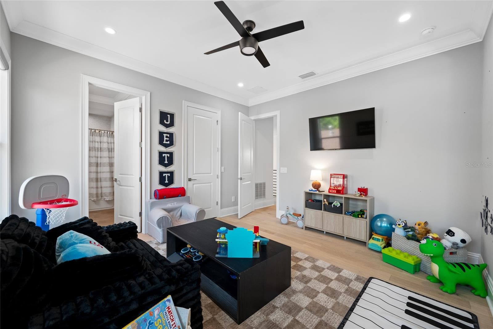 Single Family Residence at 2623 S PARKVIEW ST, TAMPA, photo 80 of 100