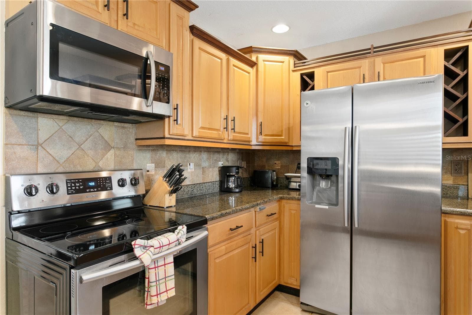 Condominium at 2453 KINGFISHER LN #G202, CLEARWATER, photo 17 of 32