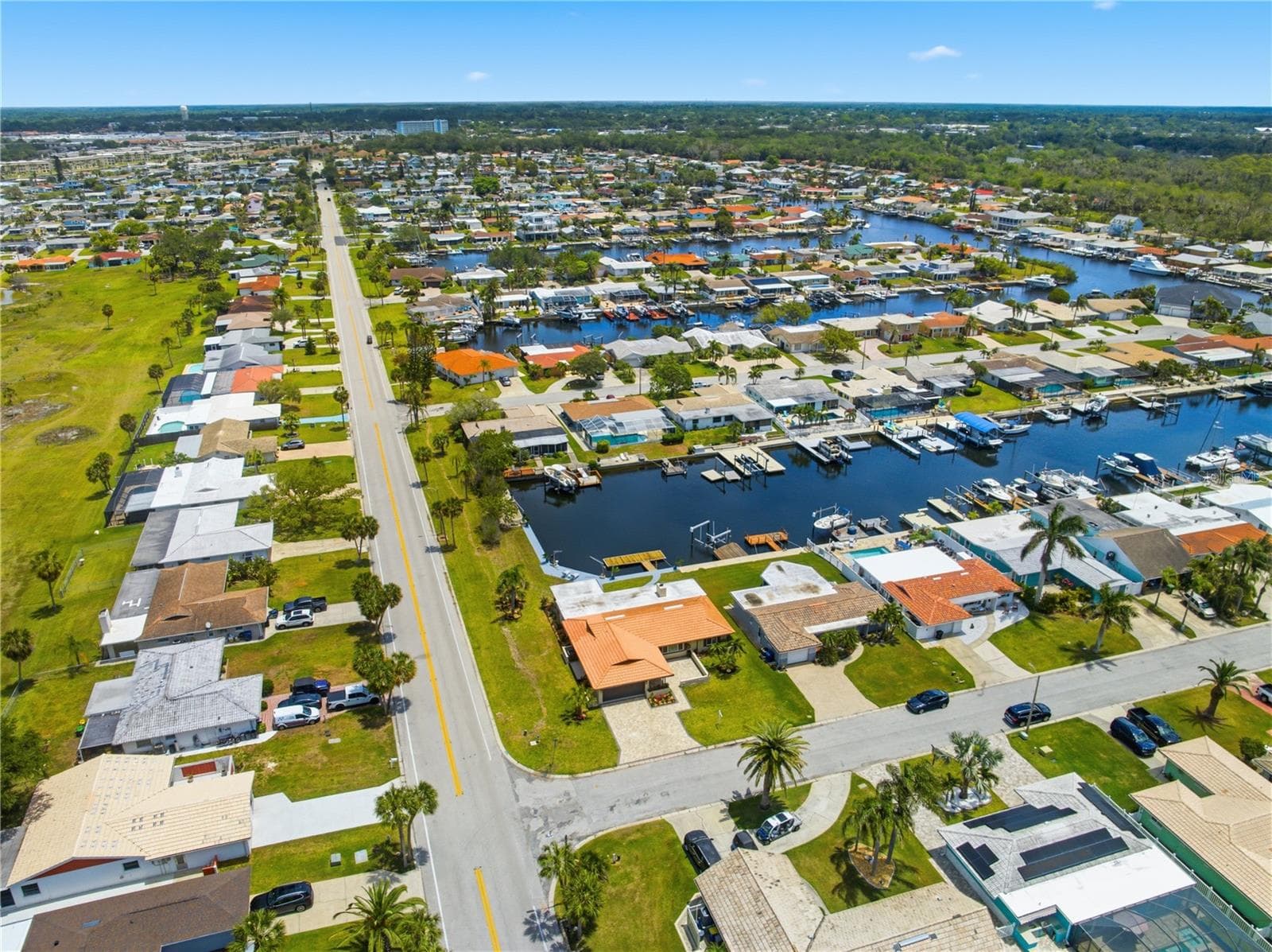 great boating community - 5016 DORY DR, NEW PORT RICHEY