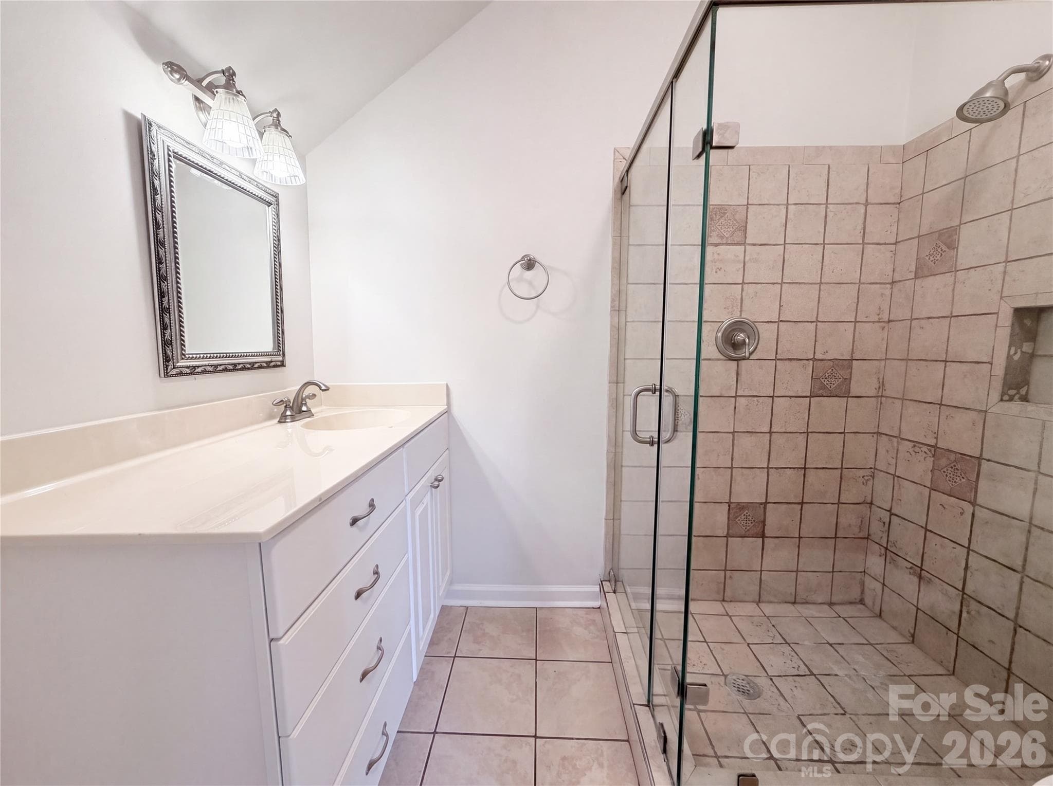 Single Family Residence at 17206 Shadow Bark Drive, Cornelius, photo 12 of 20