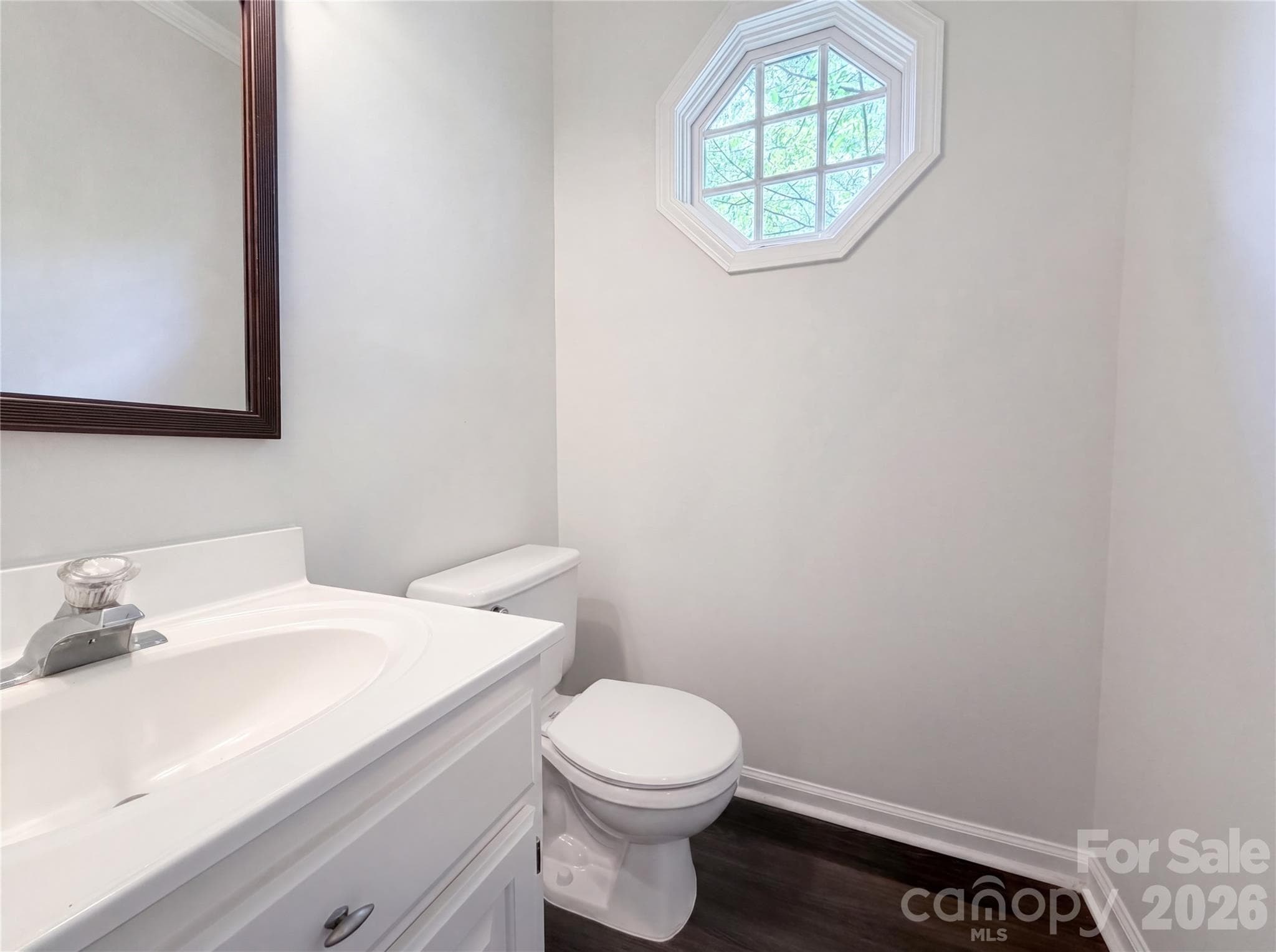 Single Family Residence at 17206 Shadow Bark Drive, Cornelius, photo 15 of 20