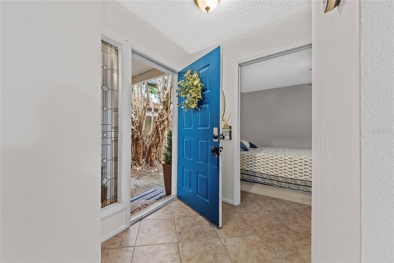 Single Family Residence at 335 KIRKCALDY DR, WINTER SPRINGS, photo 5 of 50