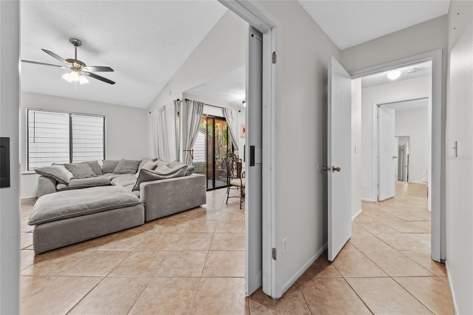 Single Family Residence at 335 KIRKCALDY DR, WINTER SPRINGS, photo 27 of 50