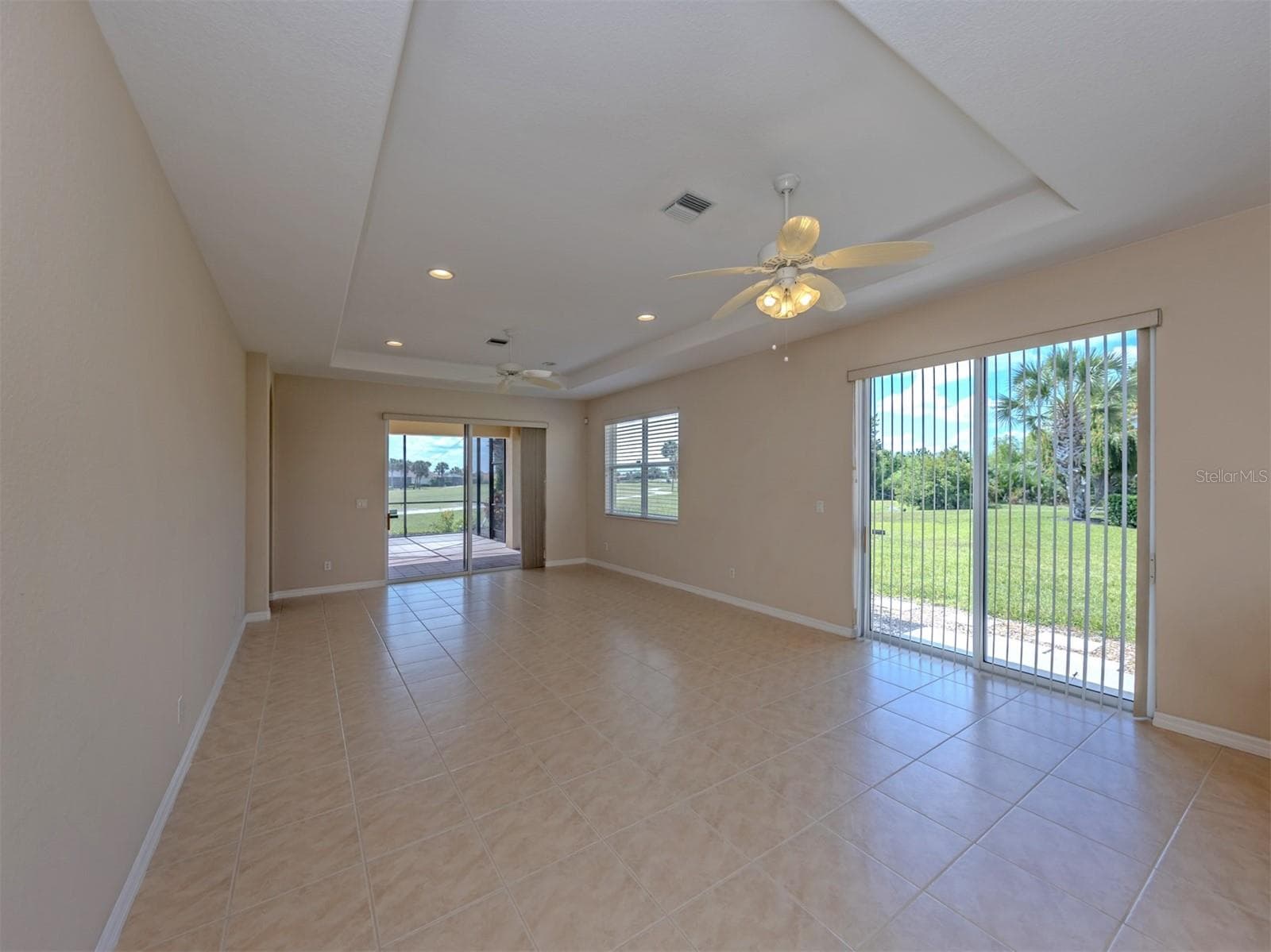 Single Family Residence at 101 MESTRE PL, NORTH VENICE, photo 4 of 60