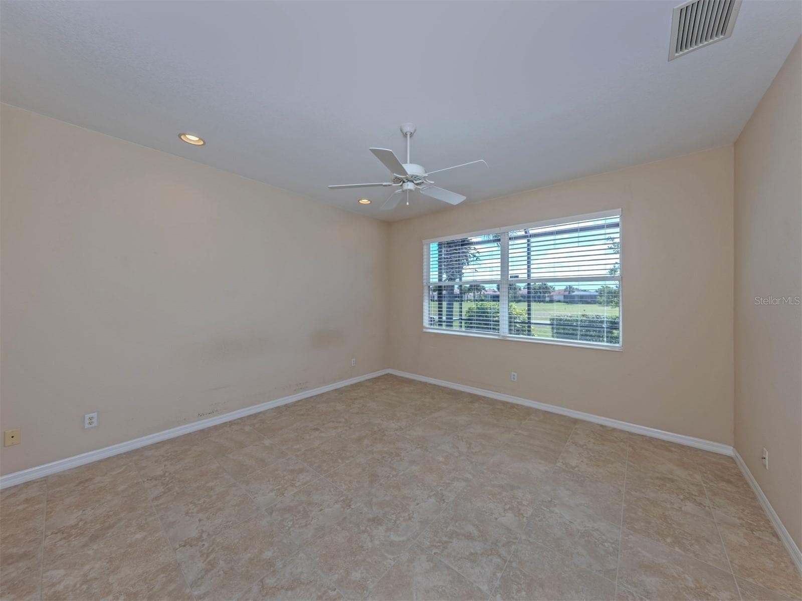 Single Family Residence at 101 MESTRE PL, NORTH VENICE, photo 17 of 60