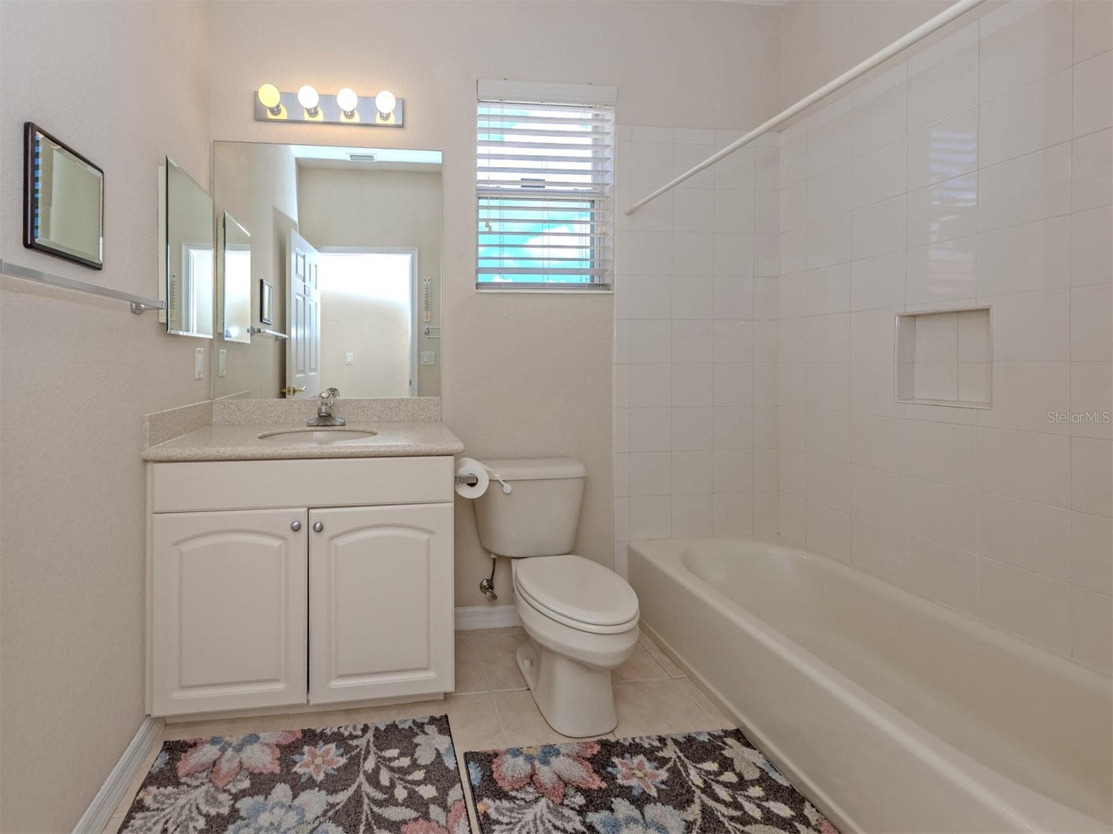 Single Family Residence at 101 MESTRE PL, NORTH VENICE, photo 23 of 60