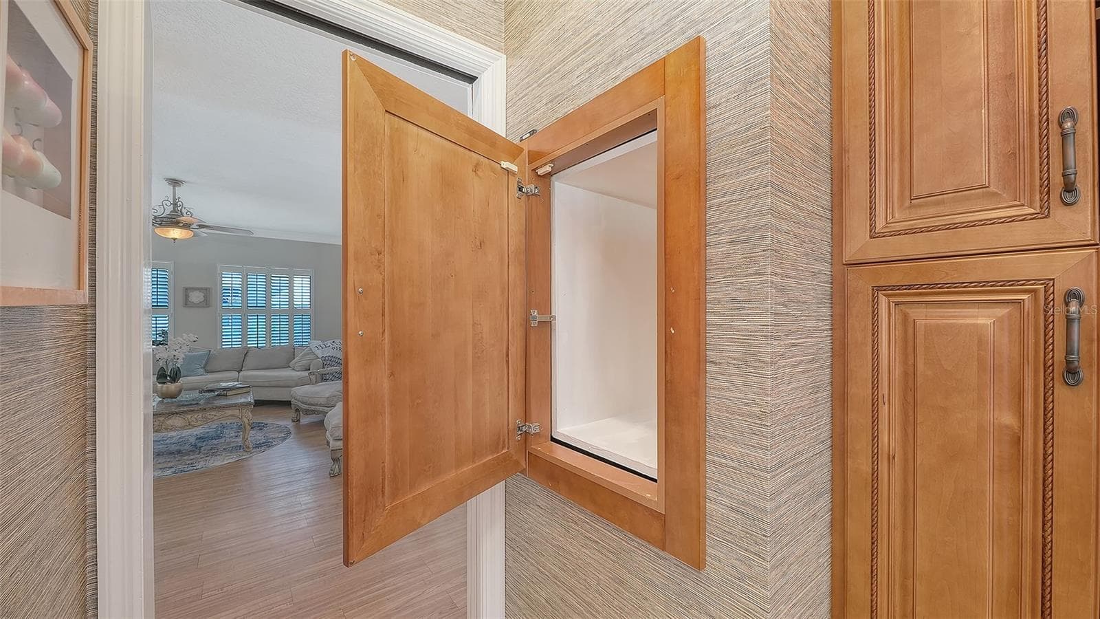 Perfect chef's kitchen with a dumbwaiter to help bring all groceries from the 1st level! - 3040 GULF OF MEXICO DR #3, LONGBOAT KEY