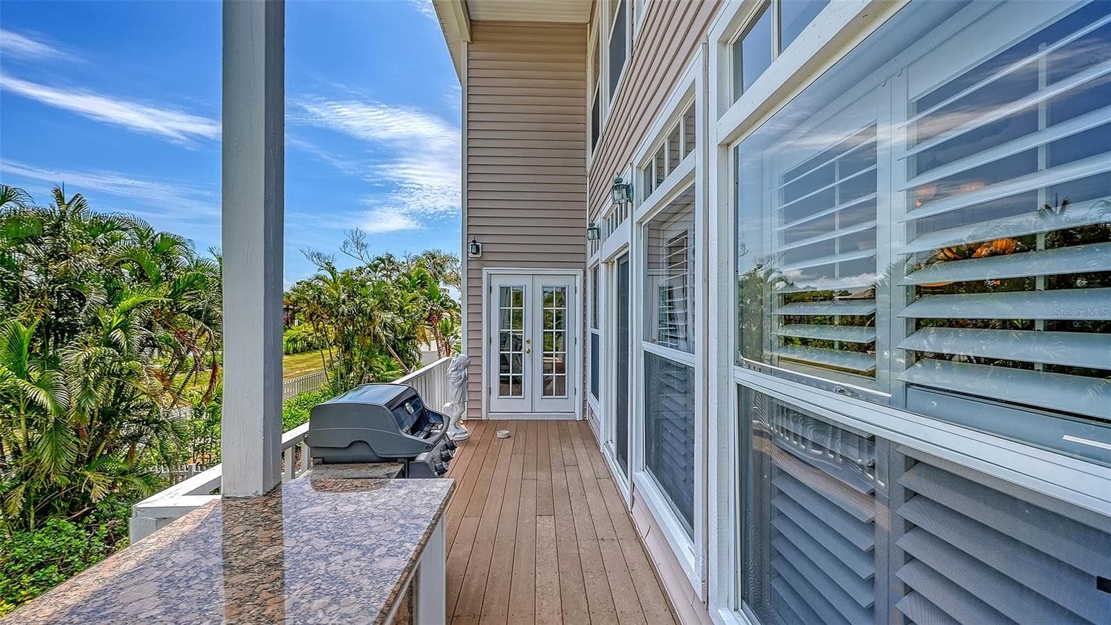 This thoughtfully designed split-level floor plan features seamless indoor-outdoor living. - 3040 GULF OF MEXICO DR #3, LONGBOAT KEY