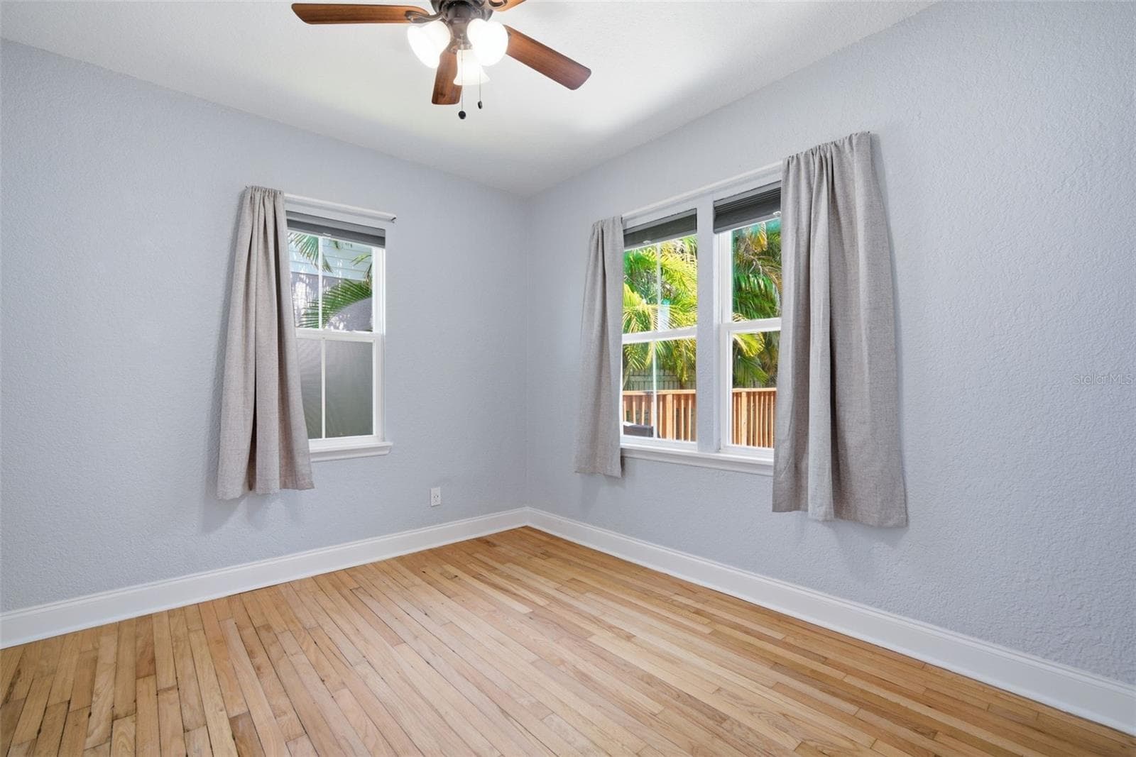 Single Family Residence at 3105 JACKSON ST N, ST PETERSBURG, photo 28 of 84
