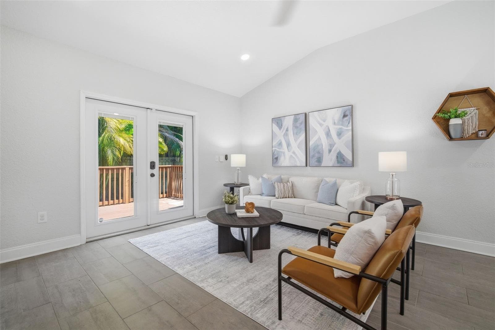 Single Family Residence at 3105 JACKSON ST N, ST PETERSBURG, photo 31 of 84