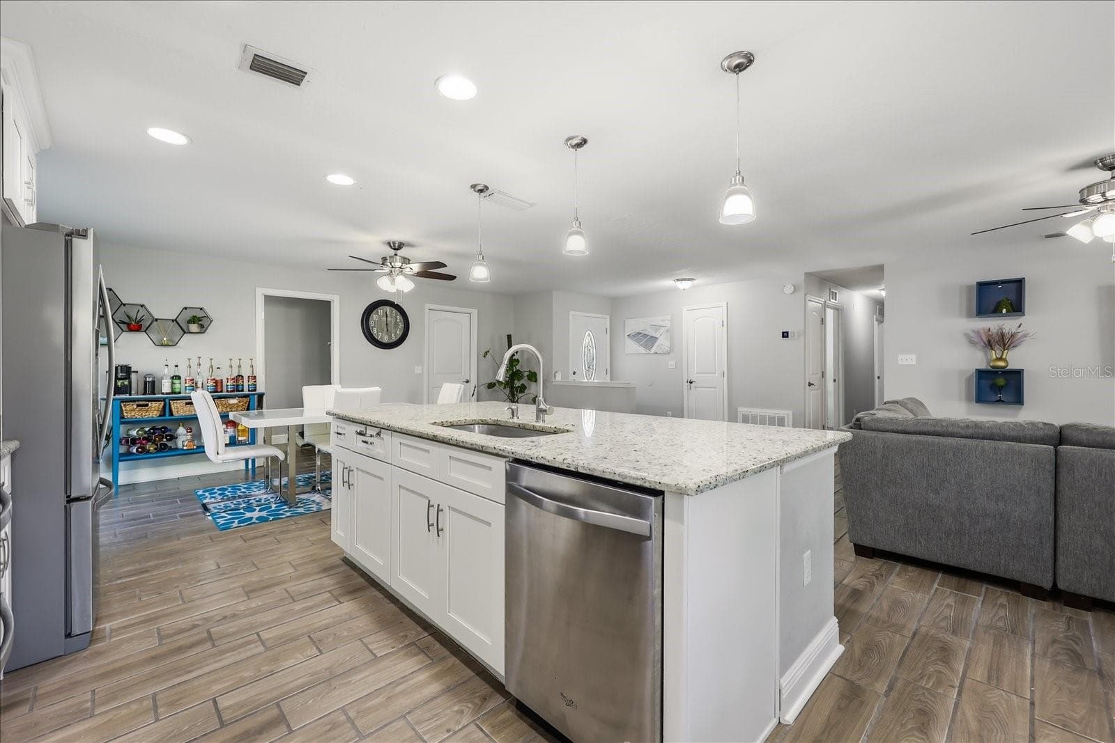 kitchen - 524 E HILLCREST ST, ALTAMONTE SPRINGS