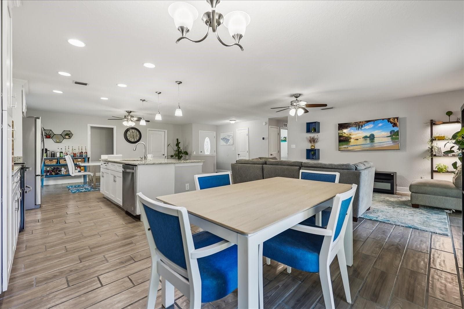 dinette - 524 E HILLCREST ST, ALTAMONTE SPRINGS