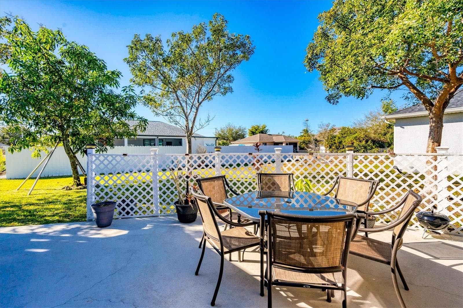 Single Family Residence at 1826 SW TRAFALGAR PKWY, CAPE CORAL, photo 27 of 36