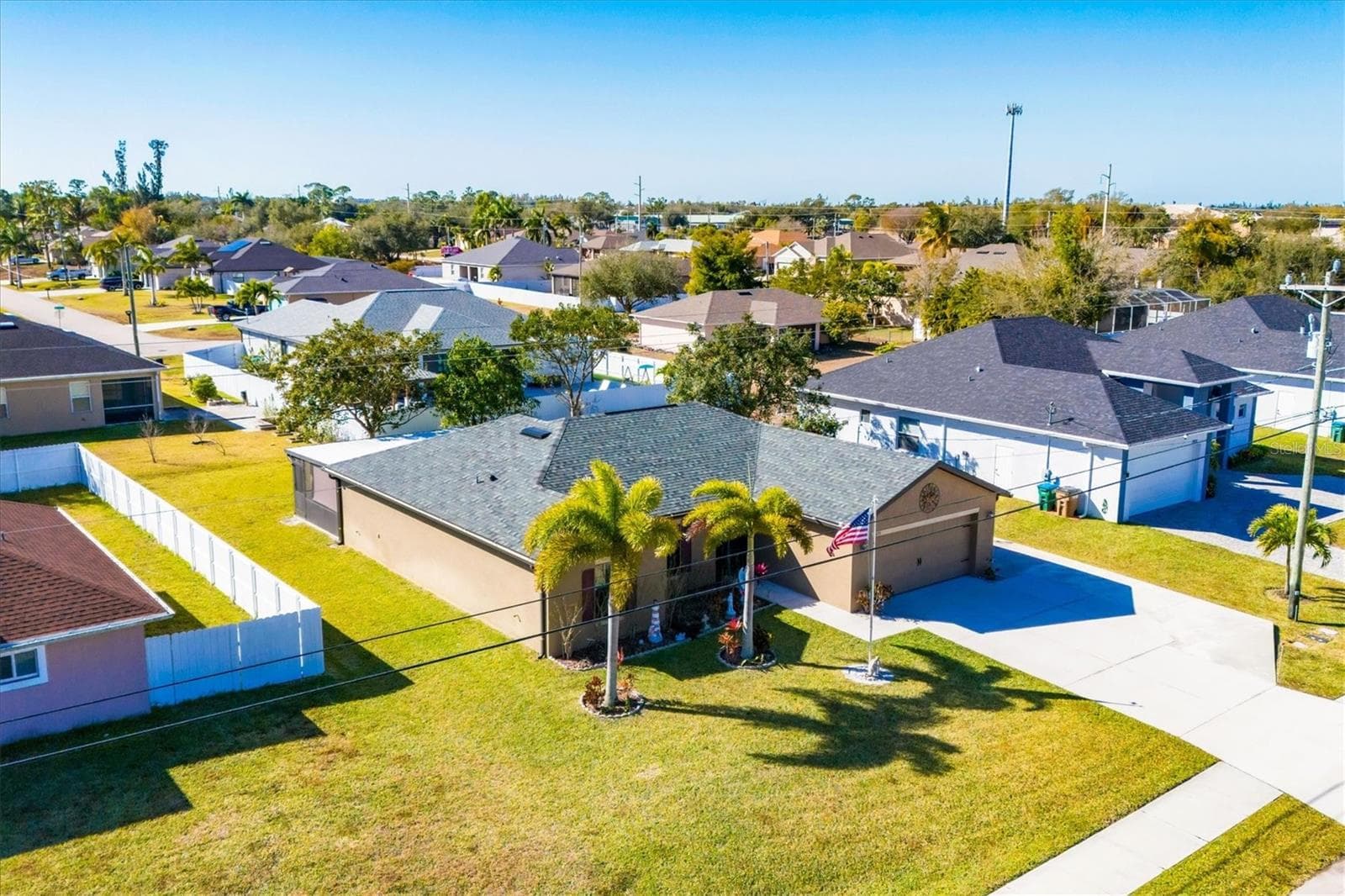 Single Family Residence at 1826 SW TRAFALGAR PKWY, CAPE CORAL, photo 31 of 36
