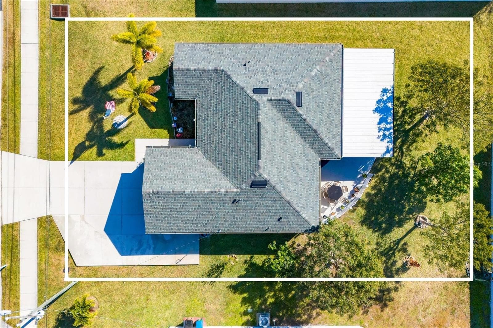 Single Family Residence at 1826 SW TRAFALGAR PKWY, CAPE CORAL, photo 34 of 36