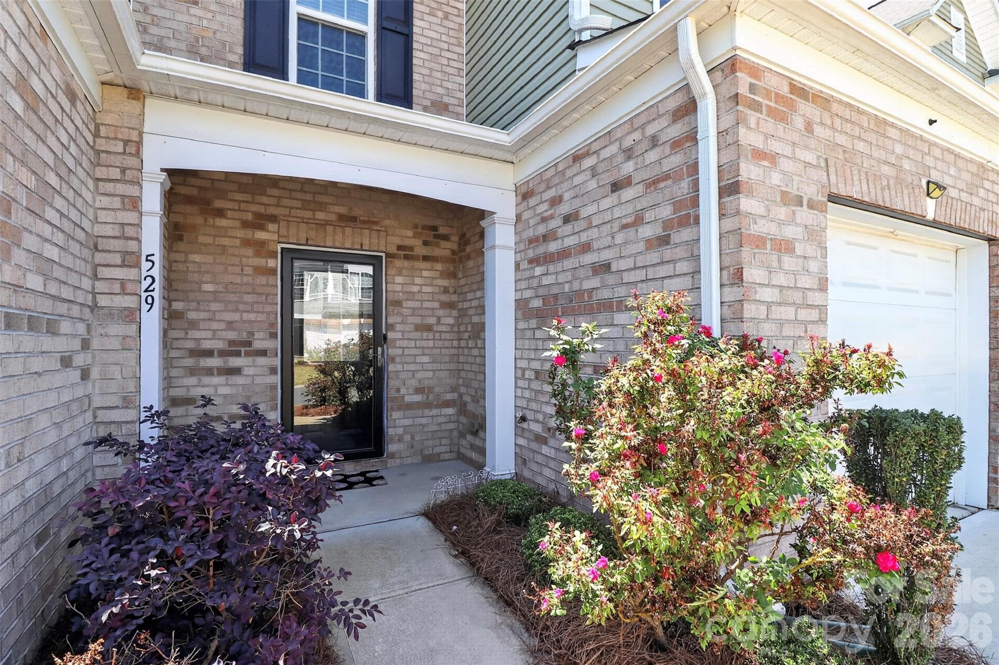 Townhouse at 529 Hunters Dance Road, Fort Mill, photo 2 of 14
