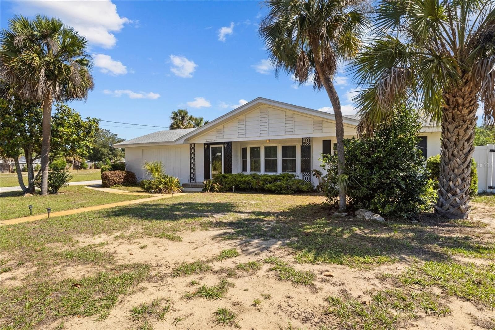 Single Family Residence at 1117 N LAKESHORE BLVD, LAKE WALES, photo 5 of 53