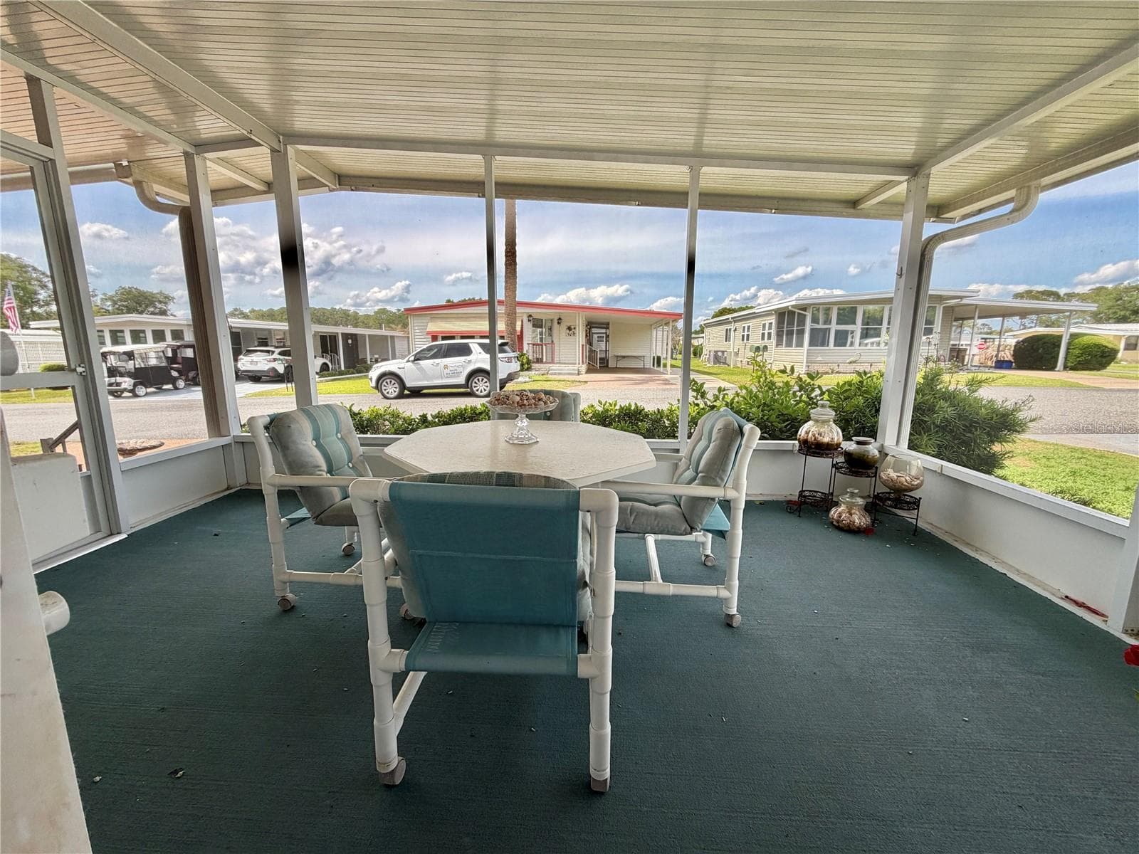 Manufactured Home at 100 MARIGOLD ST, LEESBURG, photo 12 of 67