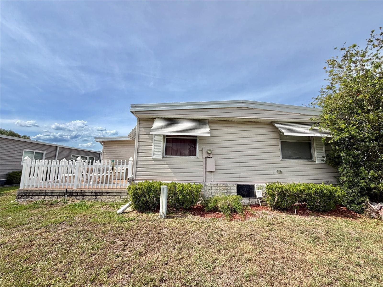 Manufactured Home at 100 MARIGOLD ST, LEESBURG, photo 57 of 67