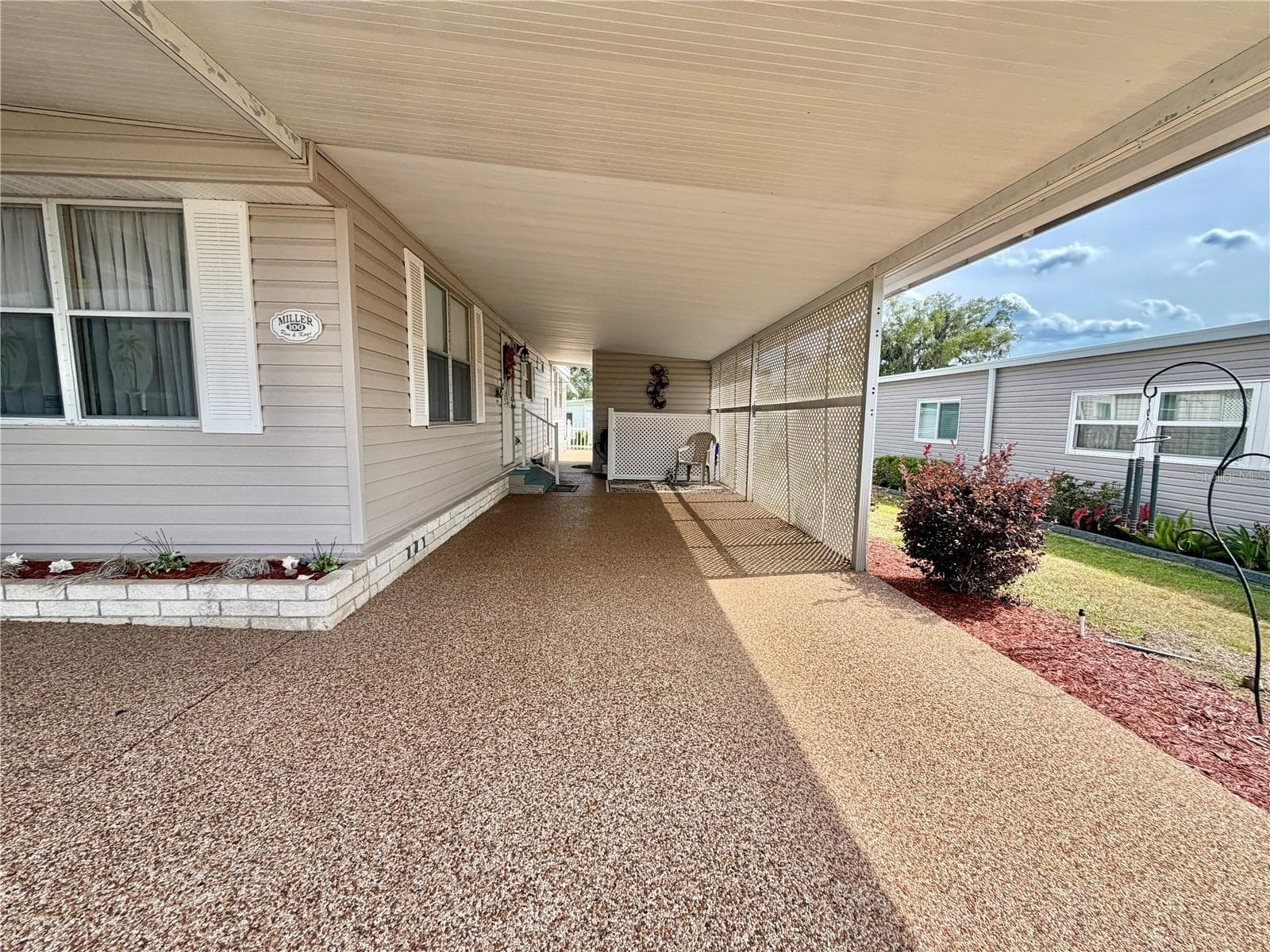 Manufactured Home at 100 MARIGOLD ST, LEESBURG, photo 65 of 67
