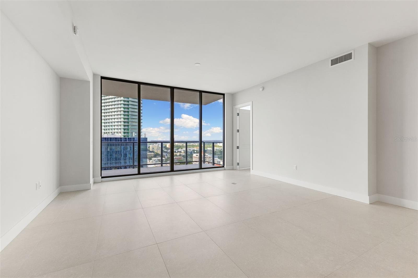 Condominium at 275 1ST AVE S #2308, ST PETERSBURG, photo 12 of 48