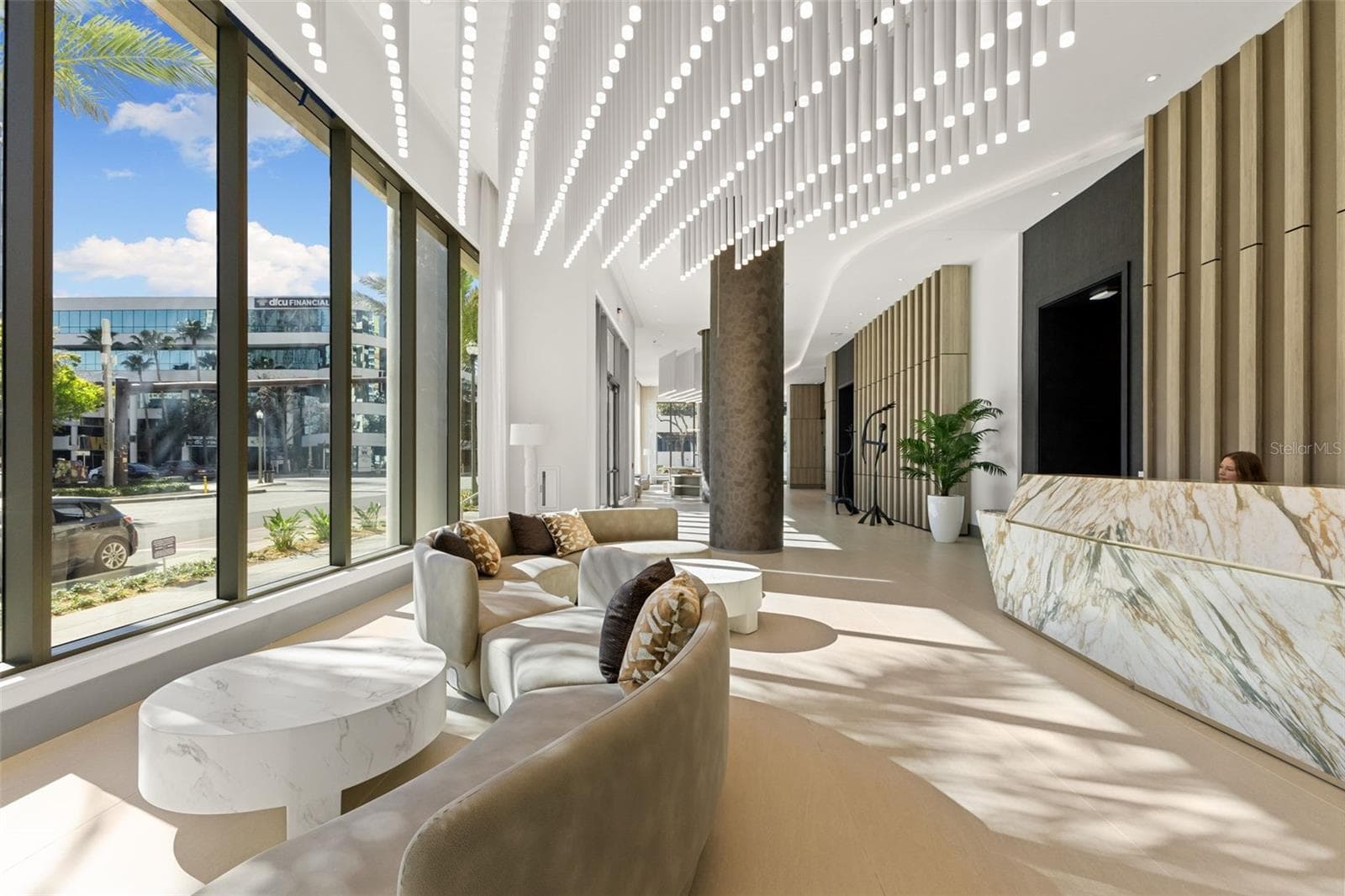 Condominium at 275 1ST AVE S #2308, ST PETERSBURG, photo 19 of 48