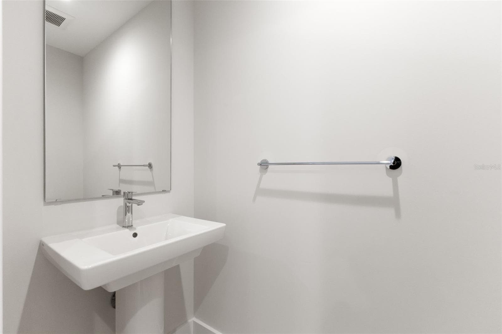Condominium at 275 1ST AVE S #2308, ST PETERSBURG, photo 27 of 48