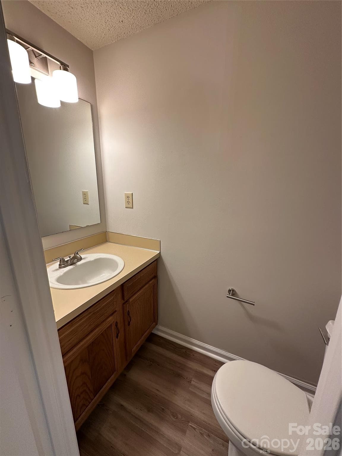 Condominium at 6311 Windsor Gate Lane, Charlotte, photo 10 of 29