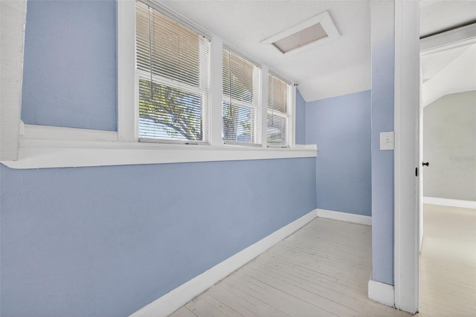 Single Family Residence at 2419 DARTMOUTH AVE N, ST PETERSBURG, photo 22 of 29